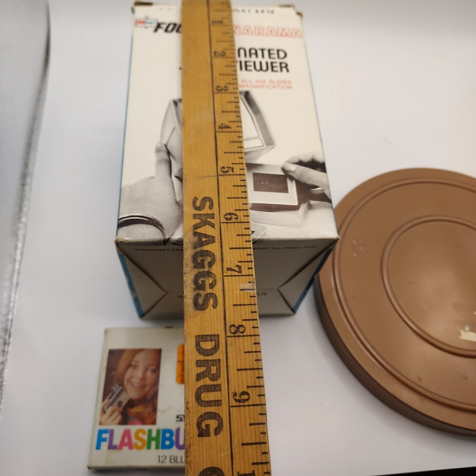 Vintage Movie And Slide Lot items flashbulbs reel and slide viewer untested