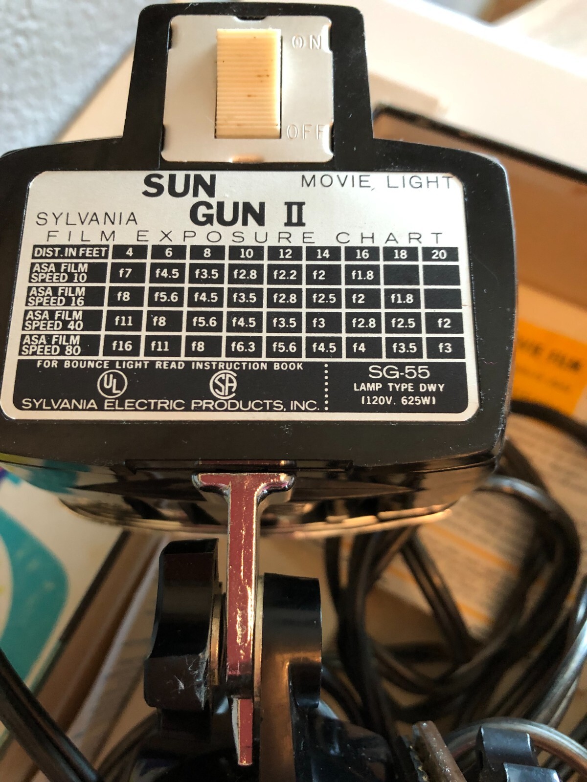 Vintage Sylvania Sun Gun II Movie Light w/Original Box – WORKS – Model SG-55