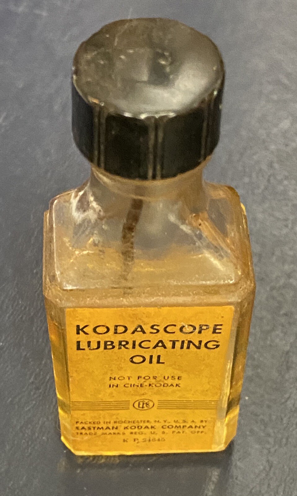 1950s Kodascope lubricating oil 3.5 inch