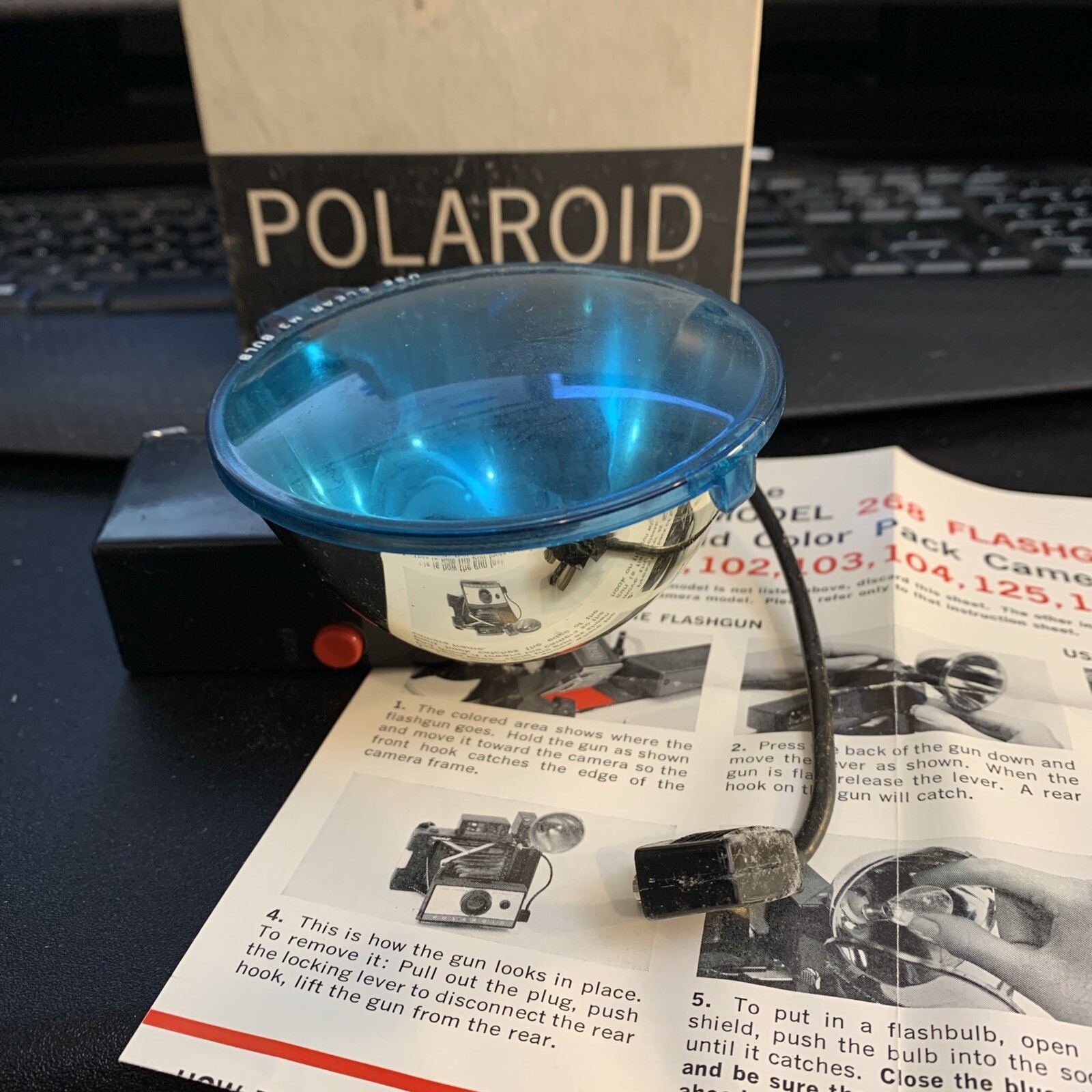 POLAROID: FLASHGUN #268: Original Box: Vintage ~ Untested – w/ Instructions
