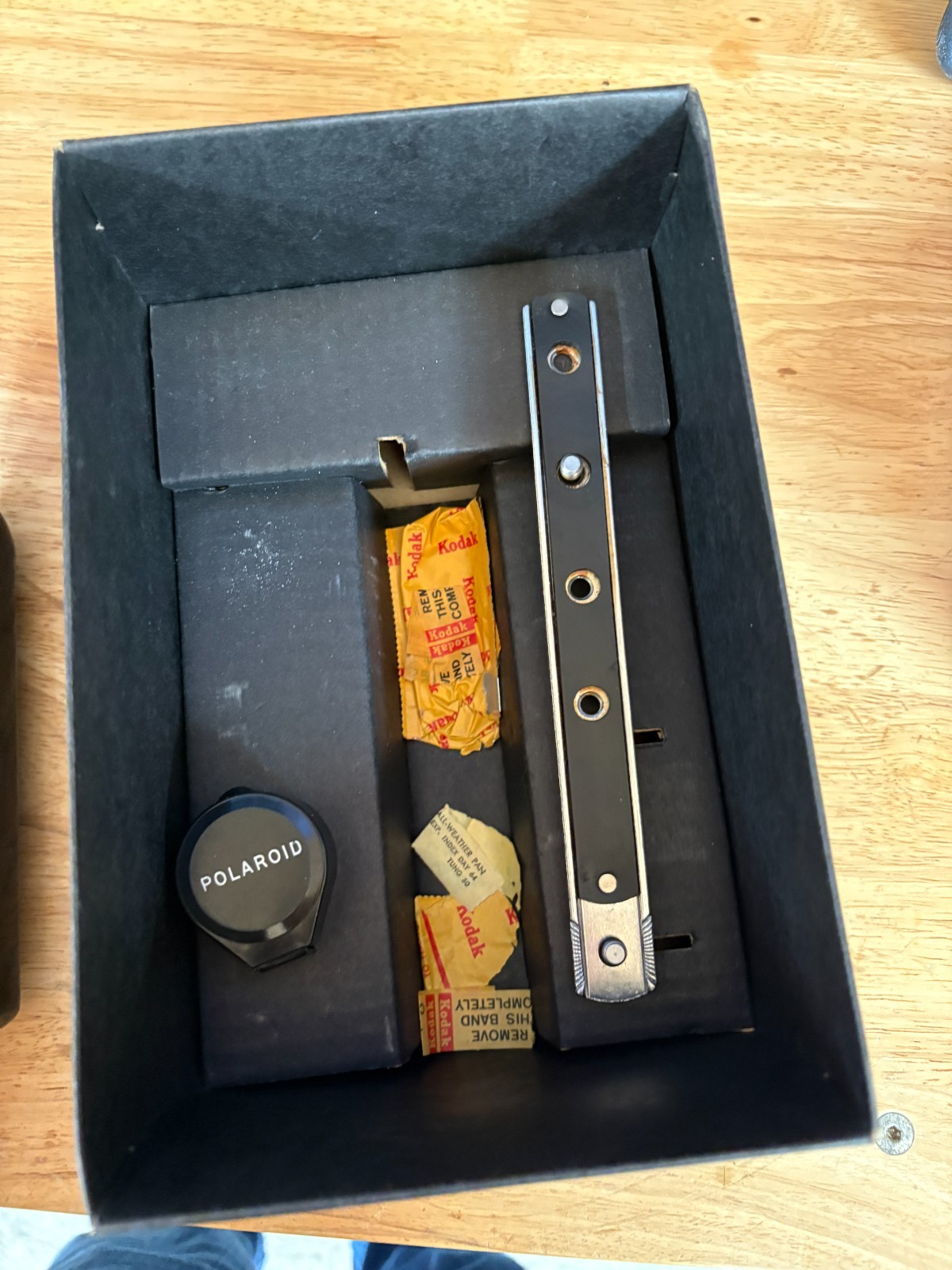 KODAK STANDARD FLASHOLDER With Box . No bulbs. Not Tested