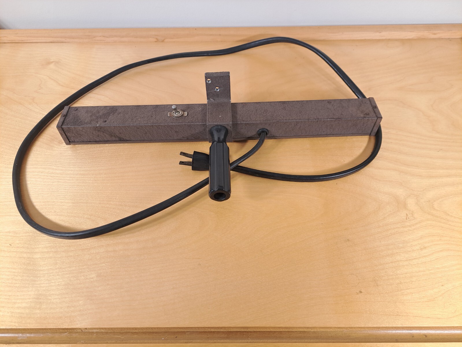 Vintage Powelite Jr 2 Lamp Movie Light Bar w Handle – Tested – Grays Lake, IL