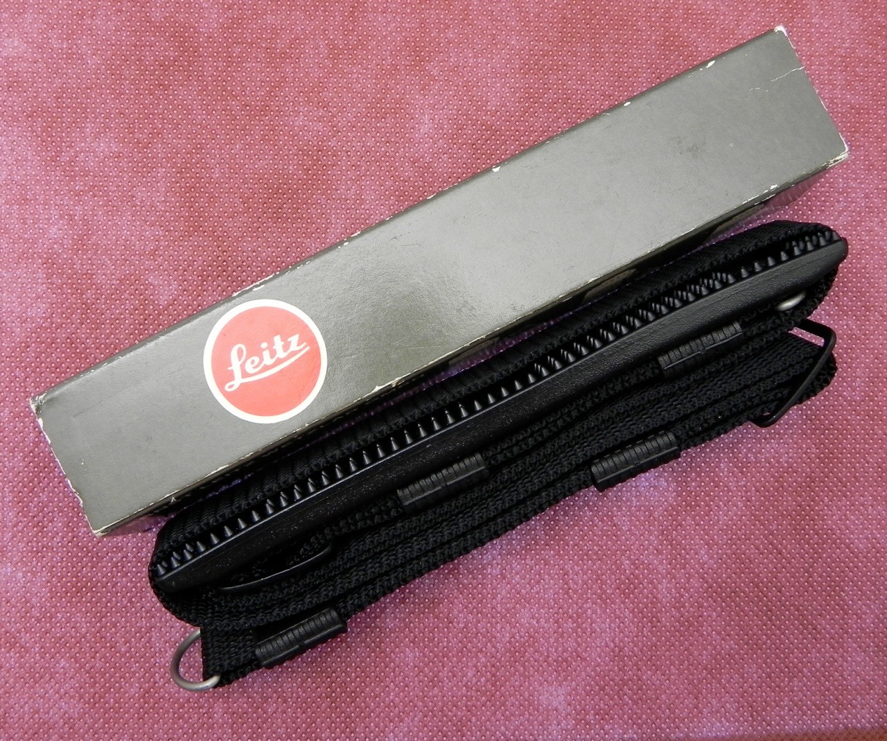 Leica 14327 Strap for M …………. LN