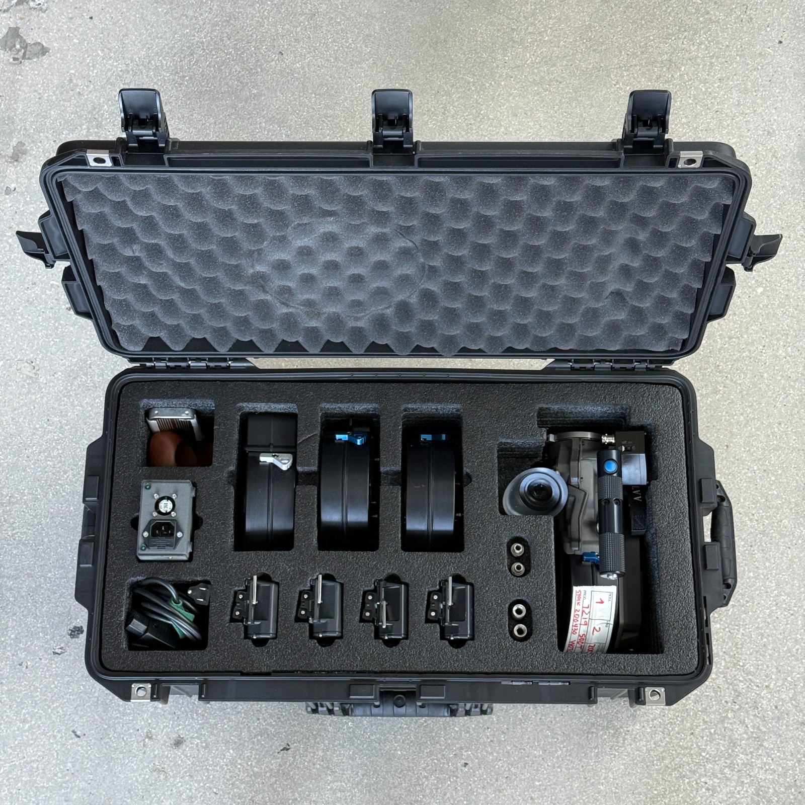 Aaton A-minima camera package – ready to shoot – recently tested – Super 16mm
