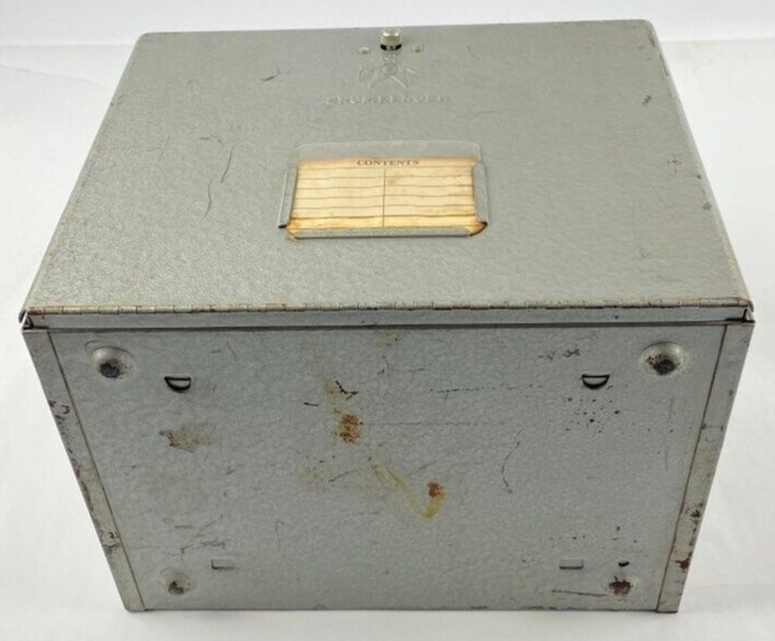 Brumberger 12 8mm Film Reel Storage Case Metal Home Movie Carry Box 1950s