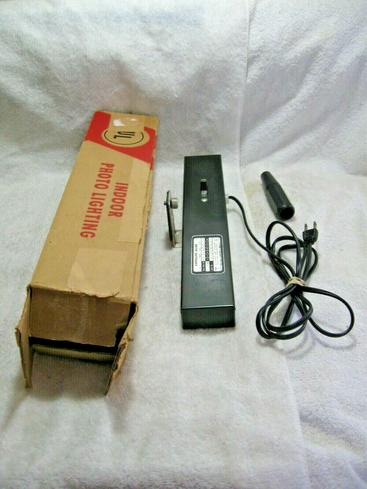Vintage Collectible MOV-E-LITE 2 Bulb Fixture With Original Box-Camera-Photo-RV!