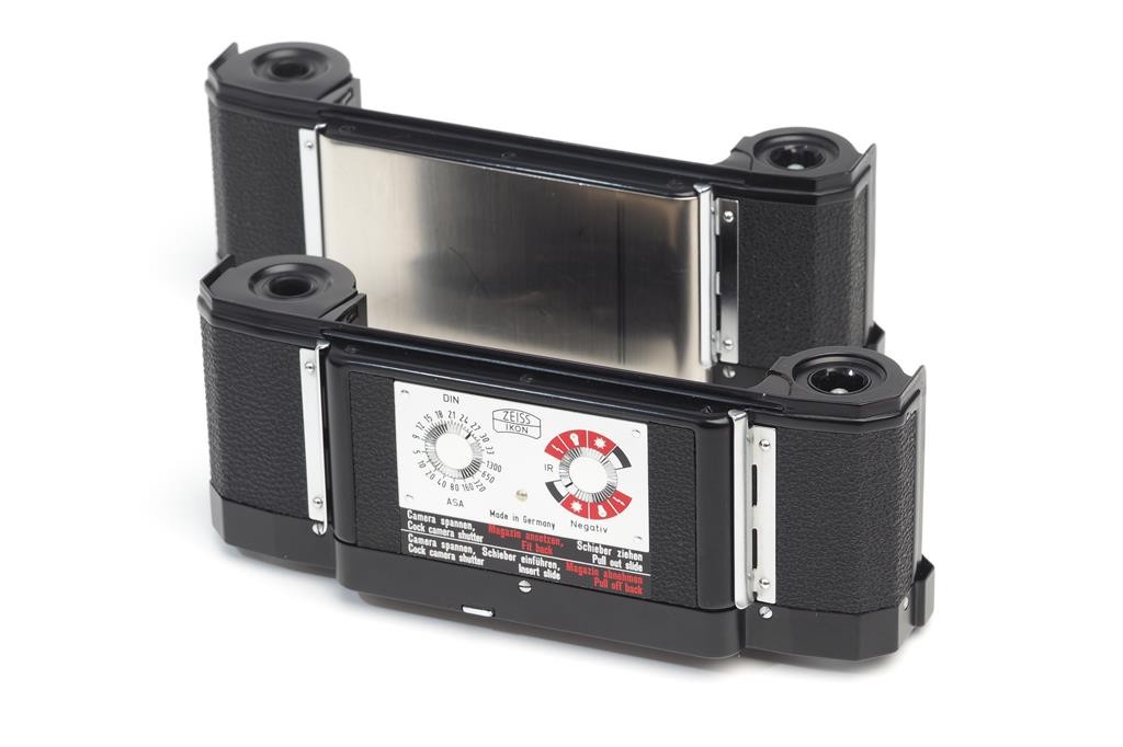ZEISS Ikon 20.0304 2x Exchange Magazine Black For Contarex