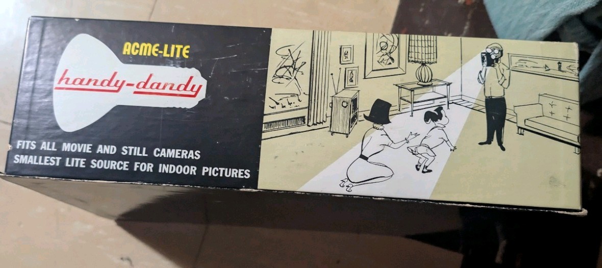Vintage Acme-Lite Handy-Dandy 3HD Movie Camera Light USA. In original box.