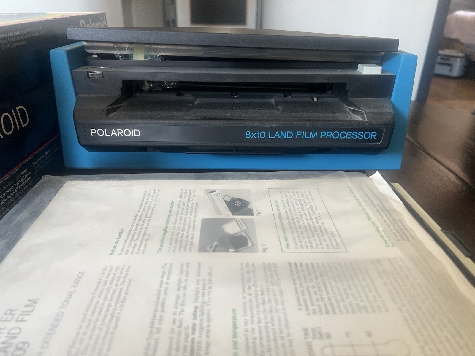 Polaroid 8×10 Land Film Processor + 3 Film Holders + 3 Boxes Type 809 Film