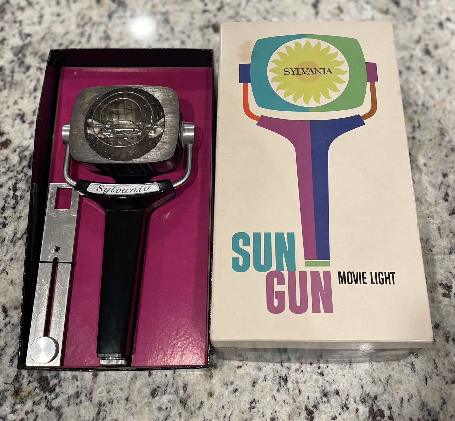 Vintage Sylvania Sun Gun SG-50 Camera Movie Light, Excellent condition and works