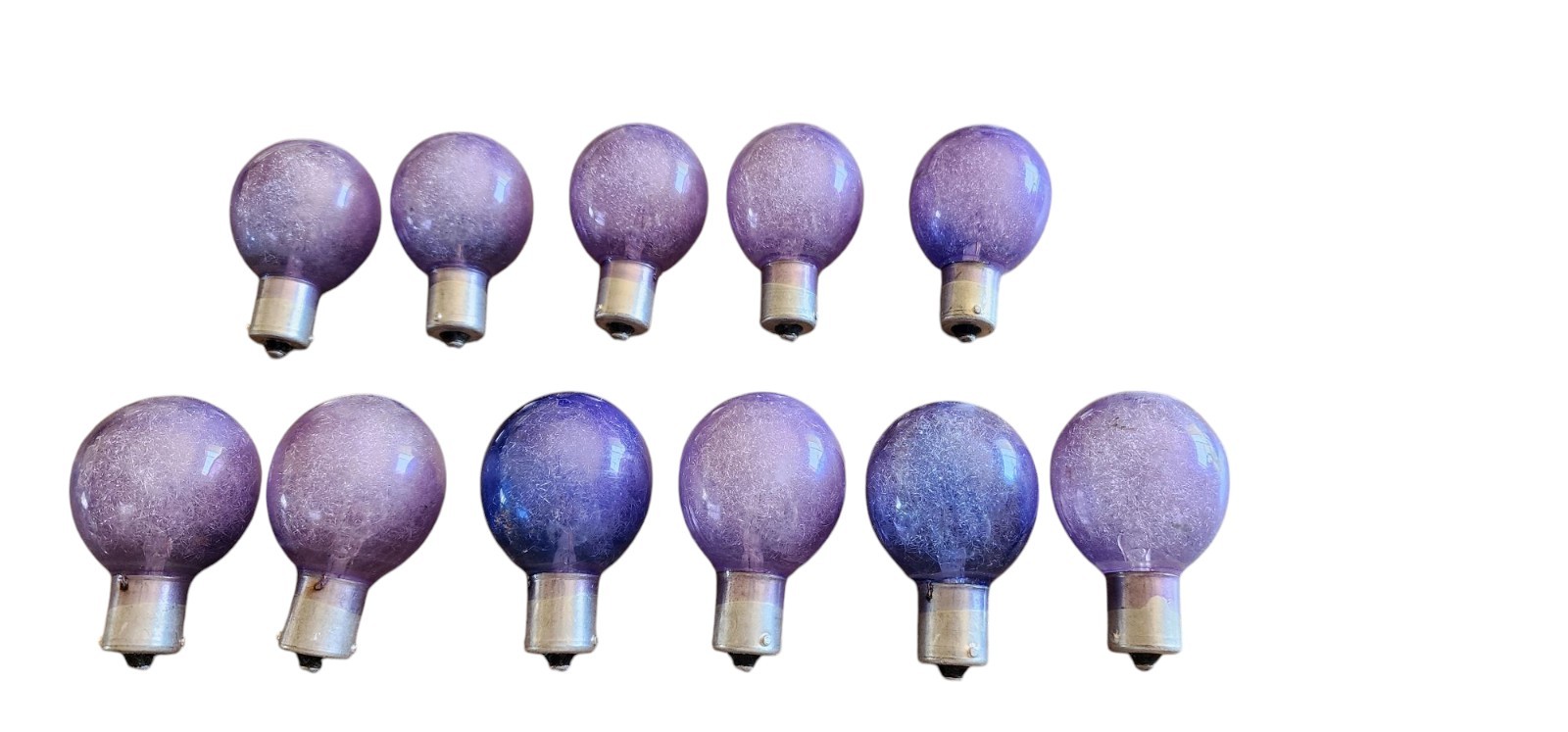 11 Vintage Blue And Purple Flashbulbs