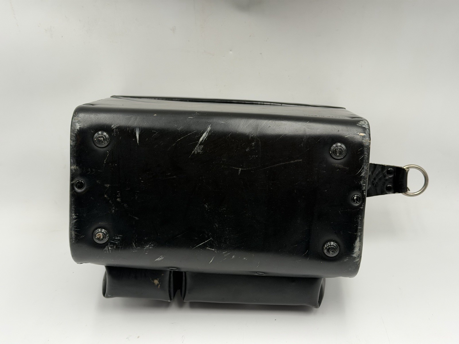 VINTAGE NIKON FB-5 BLACK LEATHER CAMERA CASE WITH BUILT IN LENS HOLDER