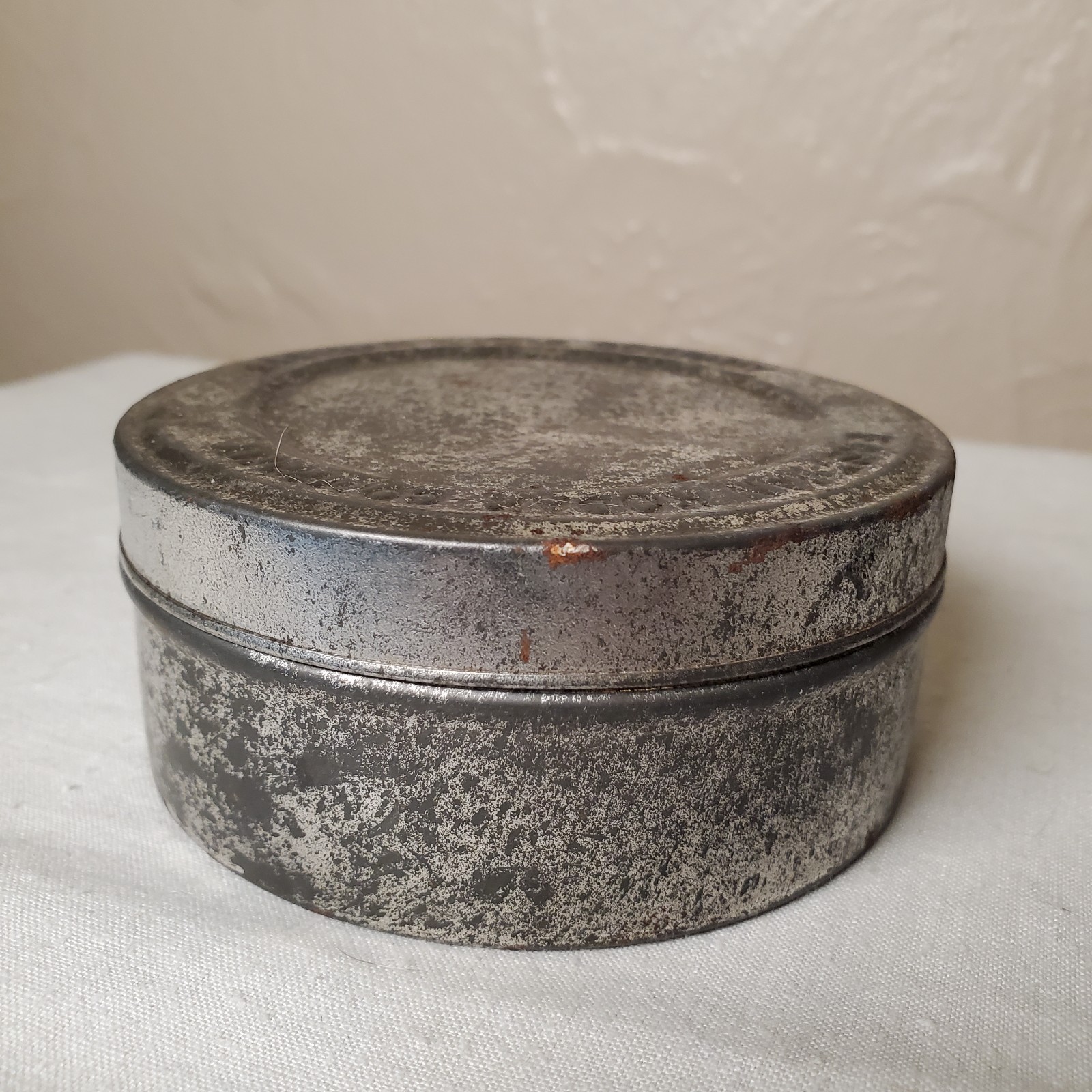Vintage Eastman Kodak Film Tin Metal 3 3/4″ Vintage Tin Gift Tin