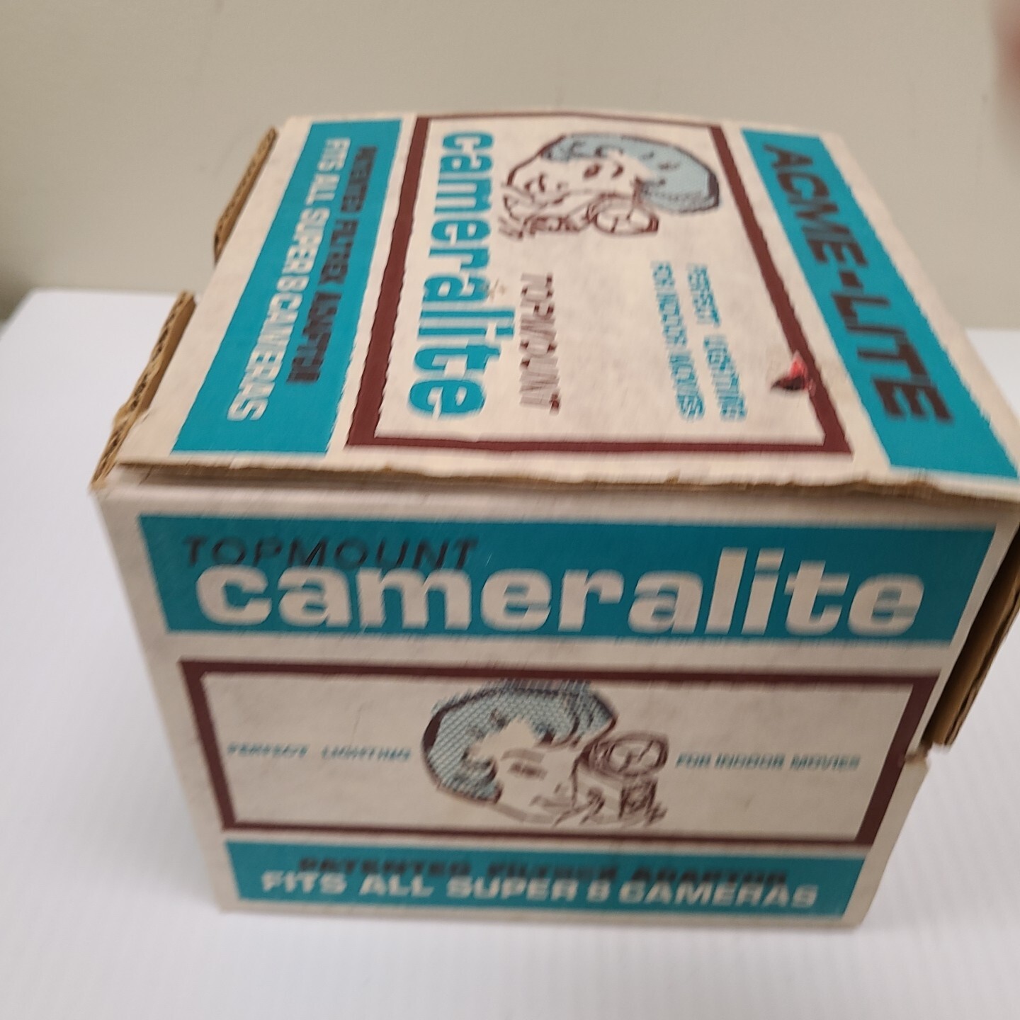 Acme Lite Cameralite Model 96 For Super 8 Cameras With Original Box