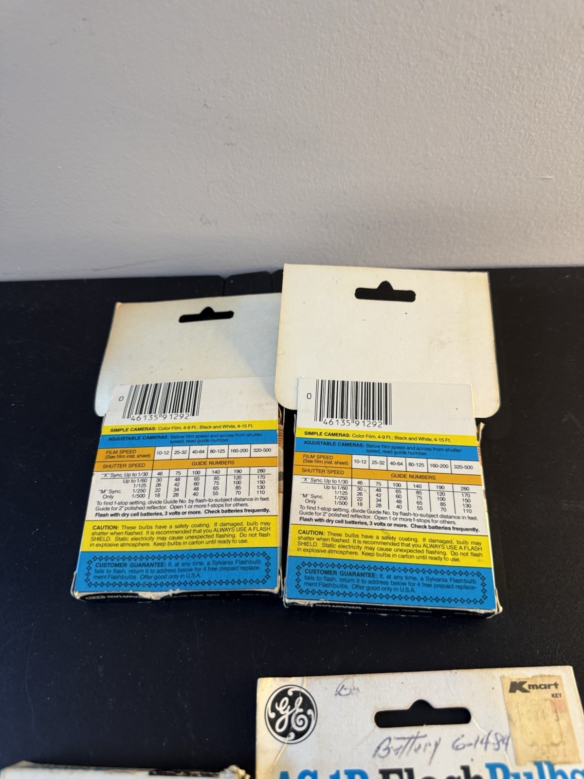 Vintage Sylvania AG-1B Blue Dot Flashbulbs In Original Box