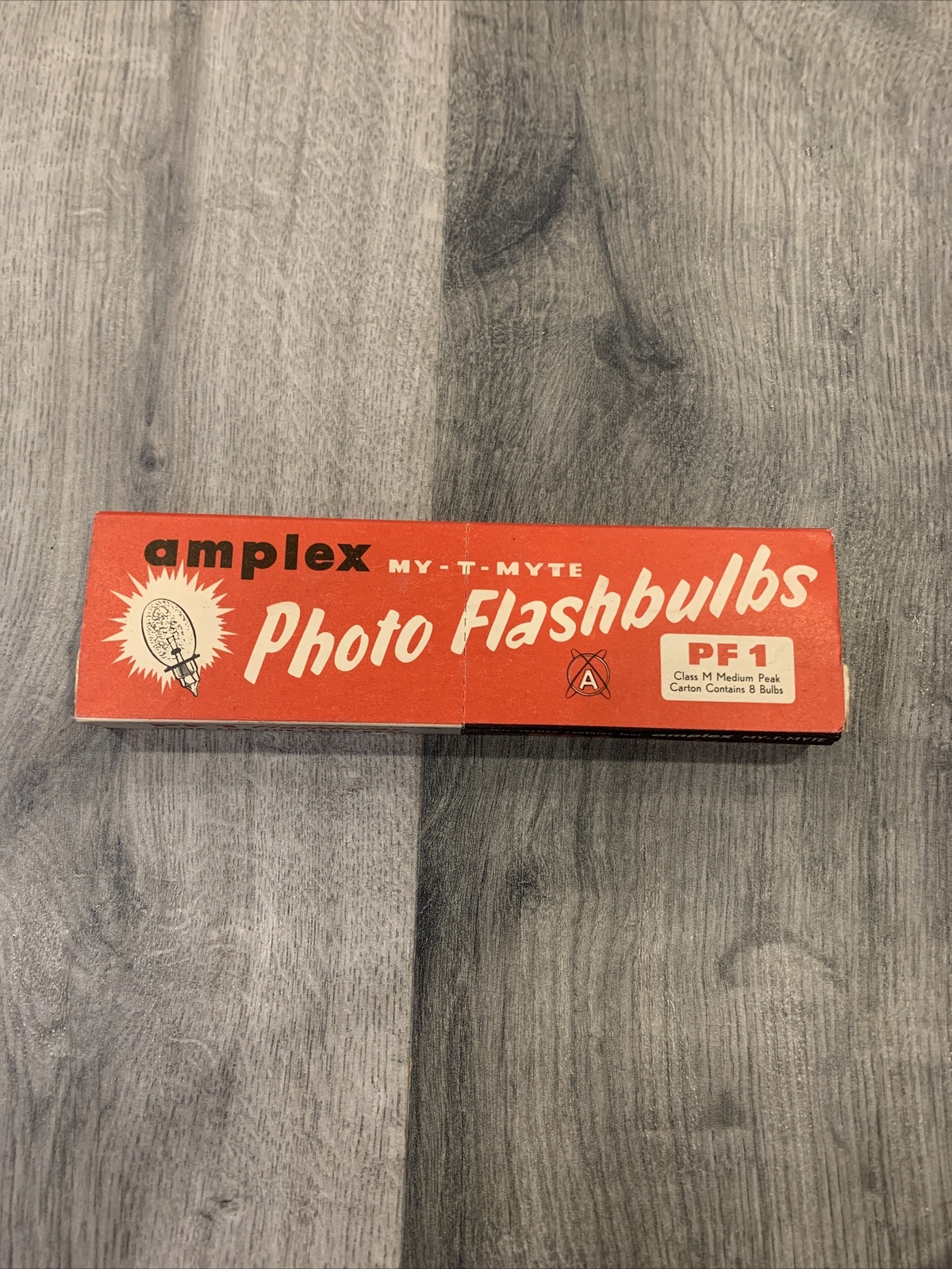 Lot of 2 Vintage 1960s Packs of 4 Amplex MY-T MYTE PF1 Camera Flashbulbs NIB