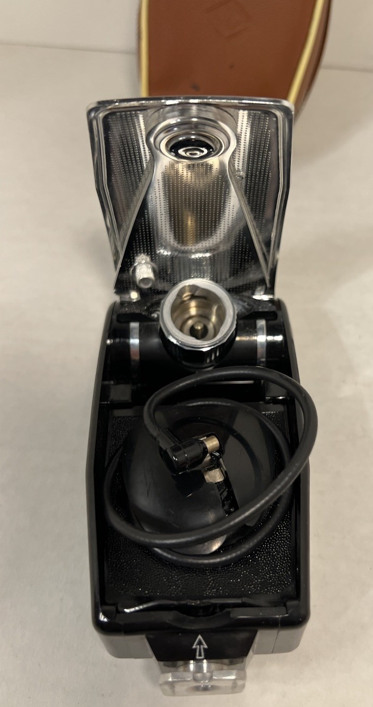 Agfalux AGFA Camera Werk AG Munchen Germany Camera Flash & Case – UNTESTED