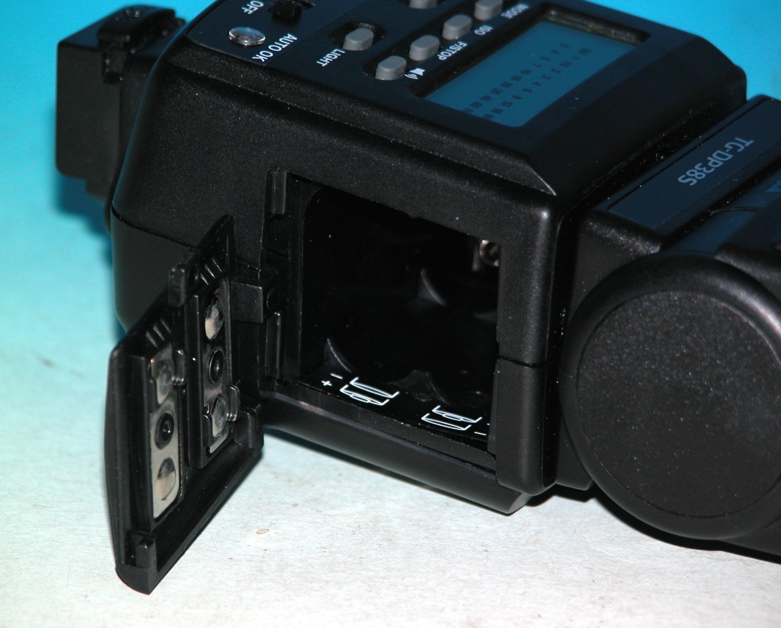 Targus TG-DP38S Hot Shoe Flash for Minolta – Tested on Maxxum 7000i and 7D dSLR