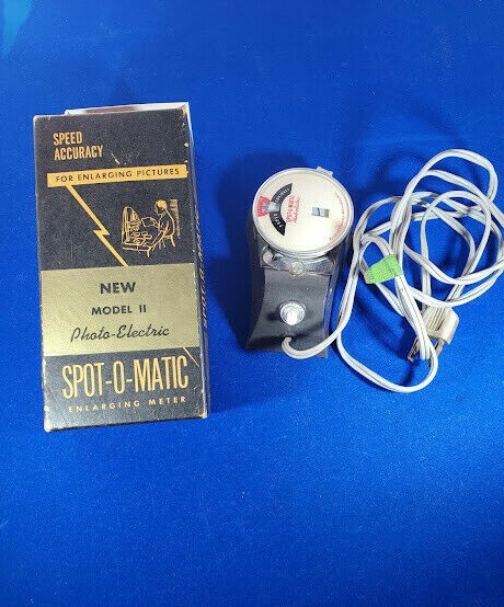 Vintage Spot-O-Matic Enlarging Meter Made in USA Model 2 WITH ORIGINAL BOX LQQK!
