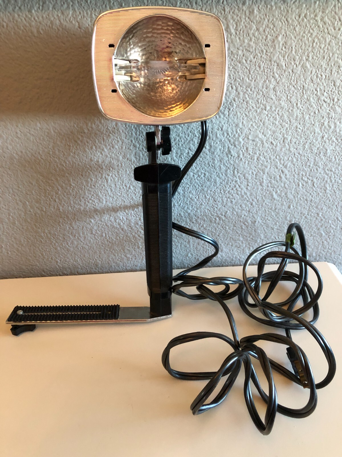 Vintage Sylvania Sun Gun II Movie Light w/Original Box – WORKS – Model SG-55