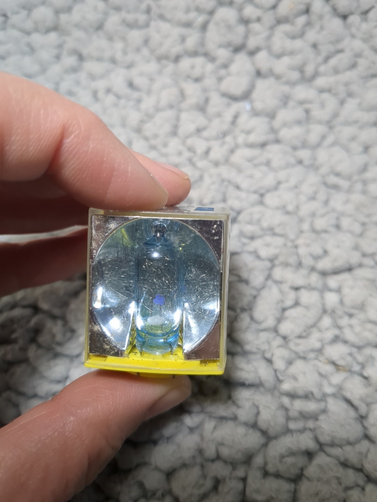 4 Vintage Plastic/Glass Flashcubes Circa 1970’s Sylvania Blue Dot and Norelco