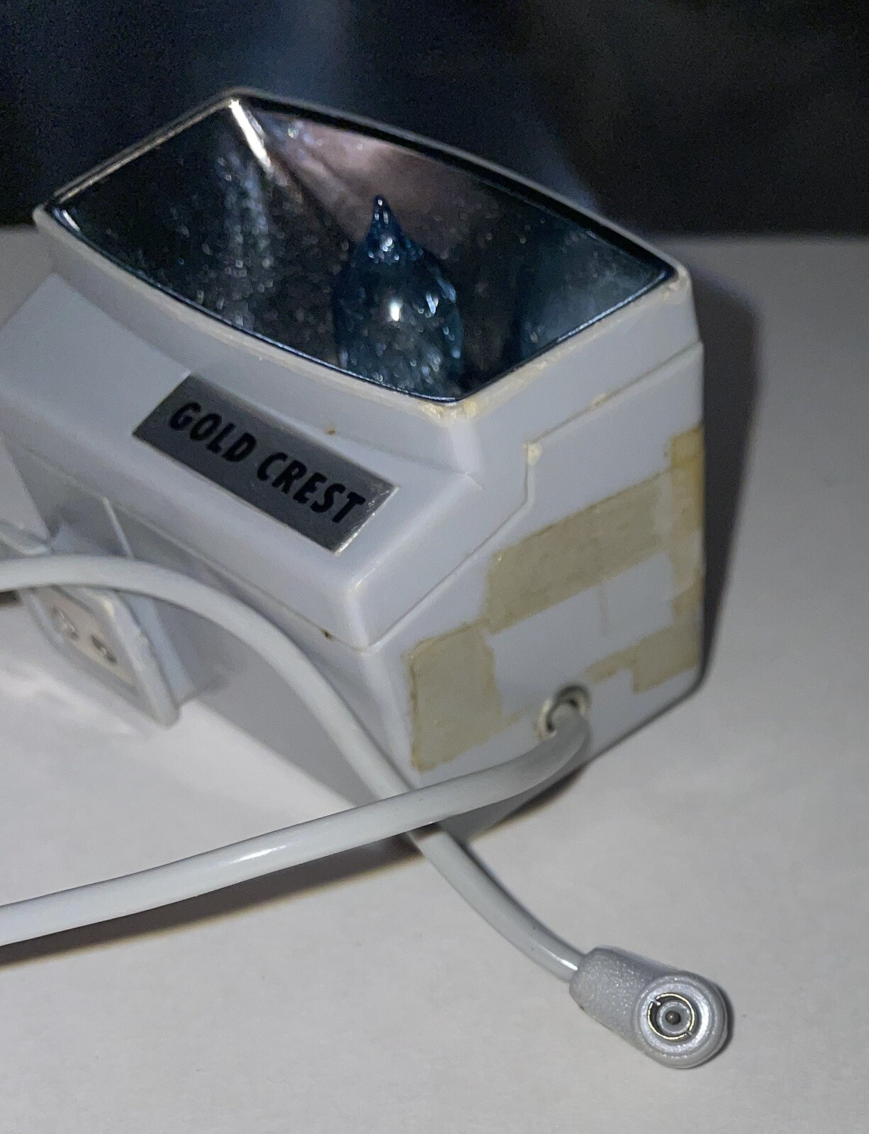 Vintage Gold Crest Camera Flash Attachment – From Japan – Comes With Case.