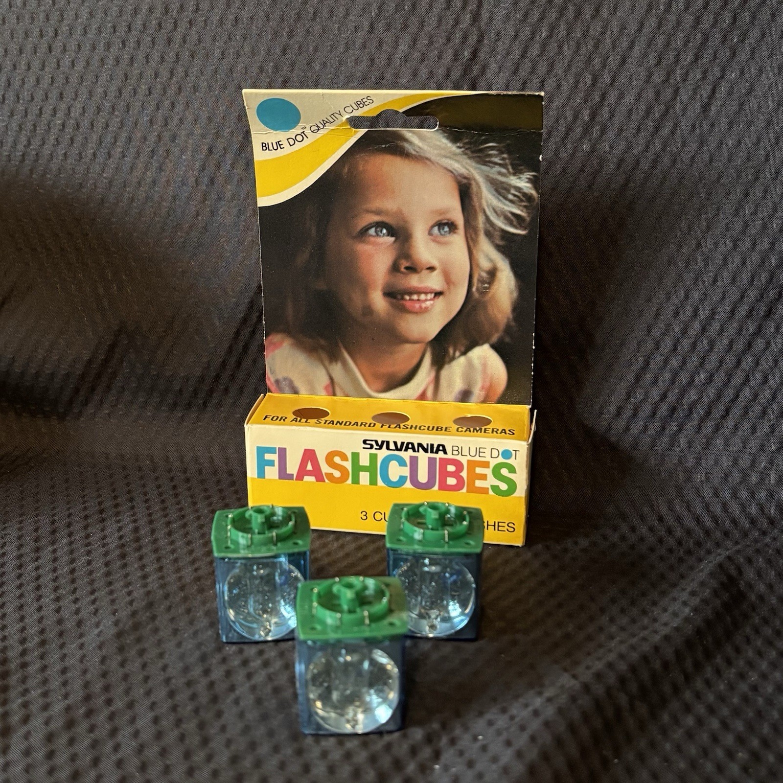 Sylvania Blue Dot Flashcubes 3-Pack 12 Flashes – NEW – Vintage