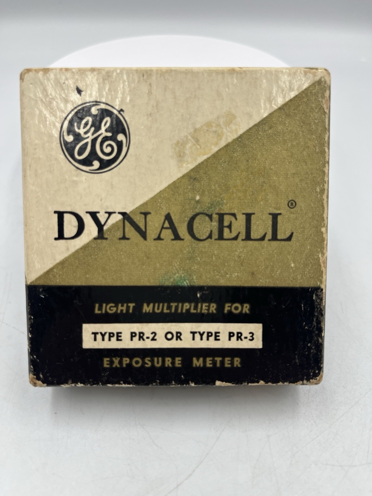 * Vintage General Electric DYNACELL P 2 Exposure meter. or TYPE PR-3 EXPOSURE