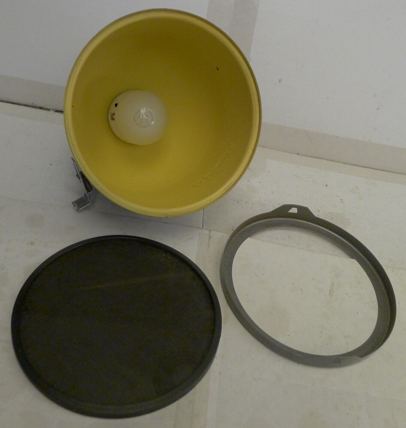 Compco Safelight & Compco Safelite Filter 28M1-221 Darkroom VINTAGE- TESTED