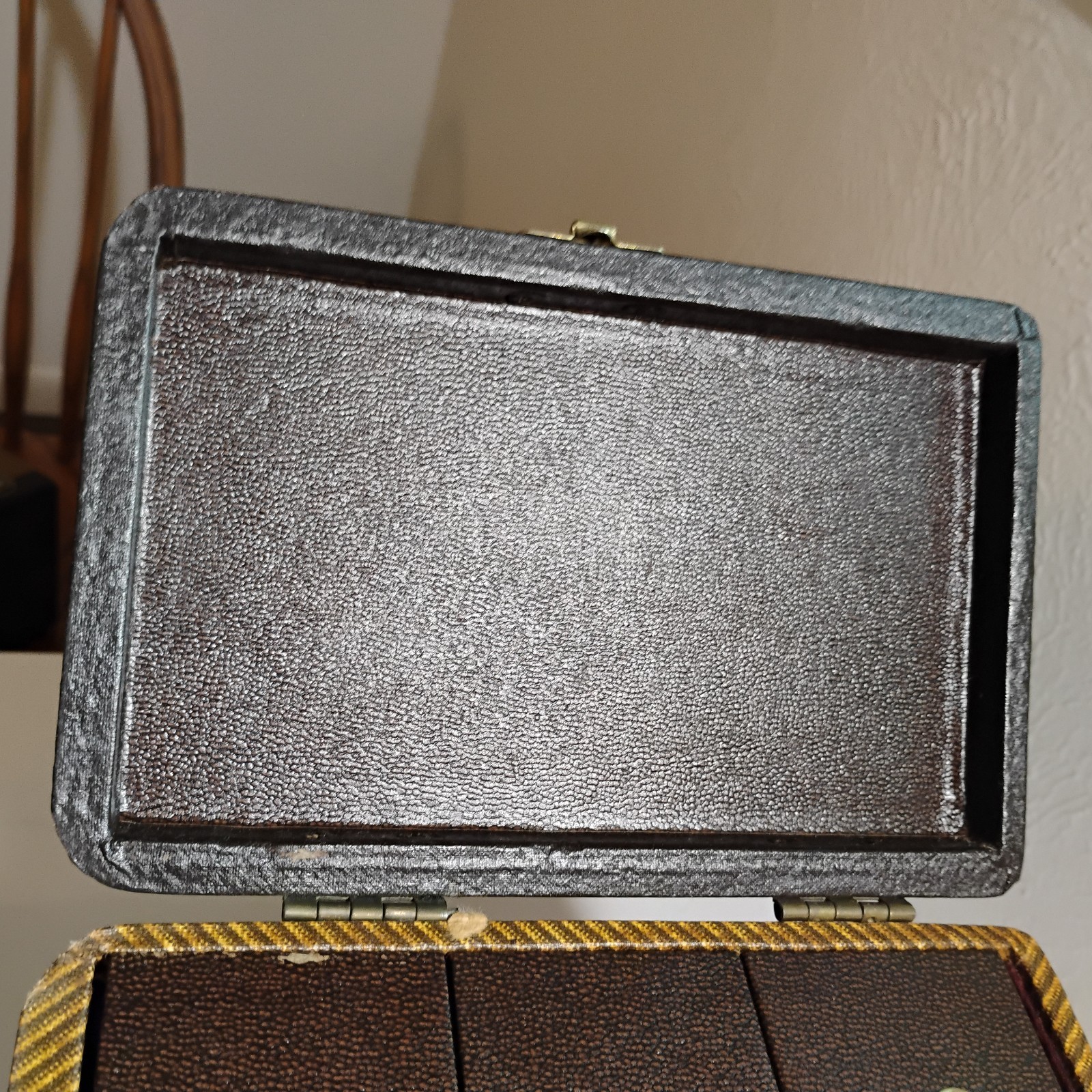 VINTAGE BARNETT & JAFFE SLIDE HOLDER CASE