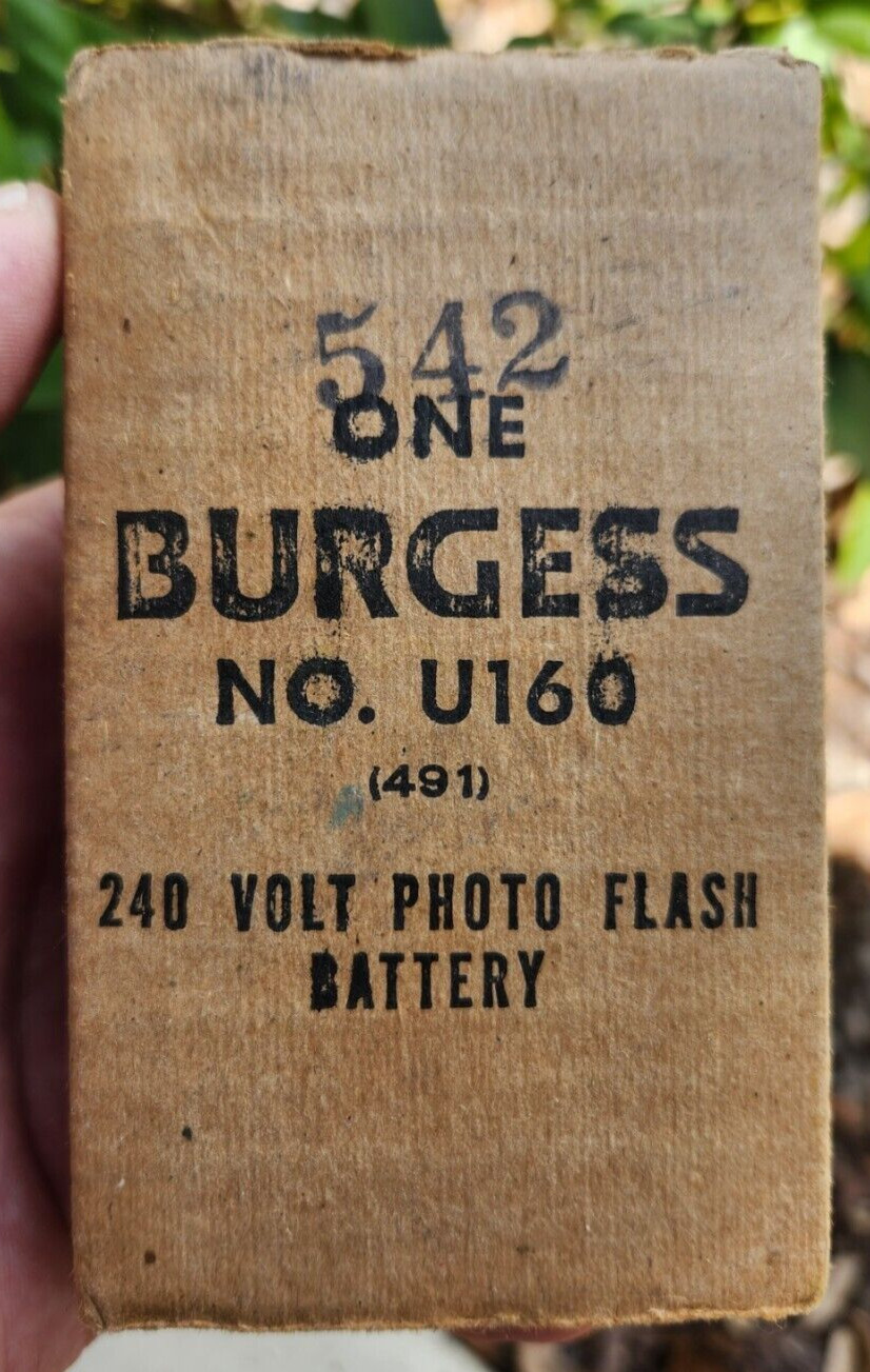 BURGESS No U160 240 Volt Photo Flash Battery in box