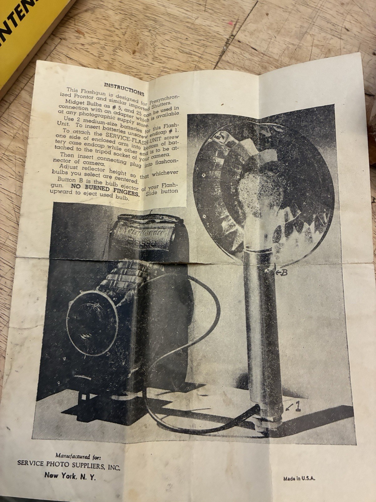 Vintage Camera Flash Service Brand USA Box Shutter Bulb & Instructions
