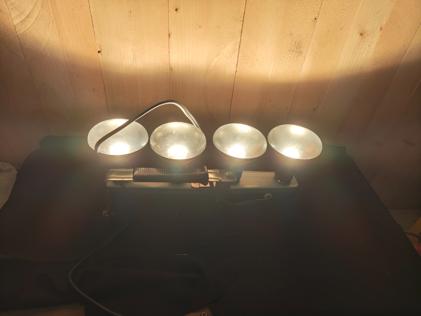 Collectible MCM Era ACME w 4 Original Amplex bulbs Mov-E-Lite Studio Light Case