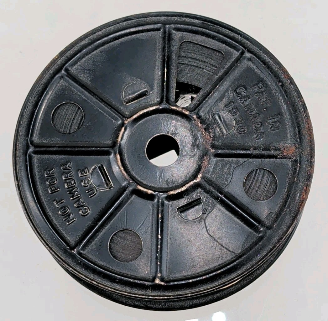 Lot of 2 Vintage 16mm Metal Film Reels Mystery Content Estate Find Untested 3″