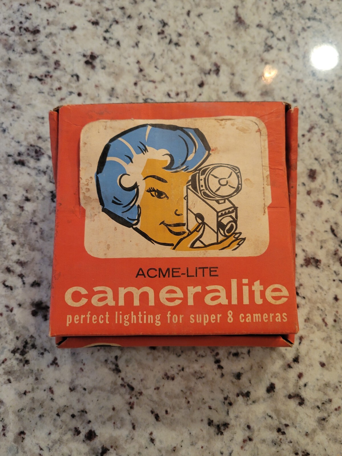 Acme-Lite Cameralite with Universal Mount for Super 8 Cameras with Original Box