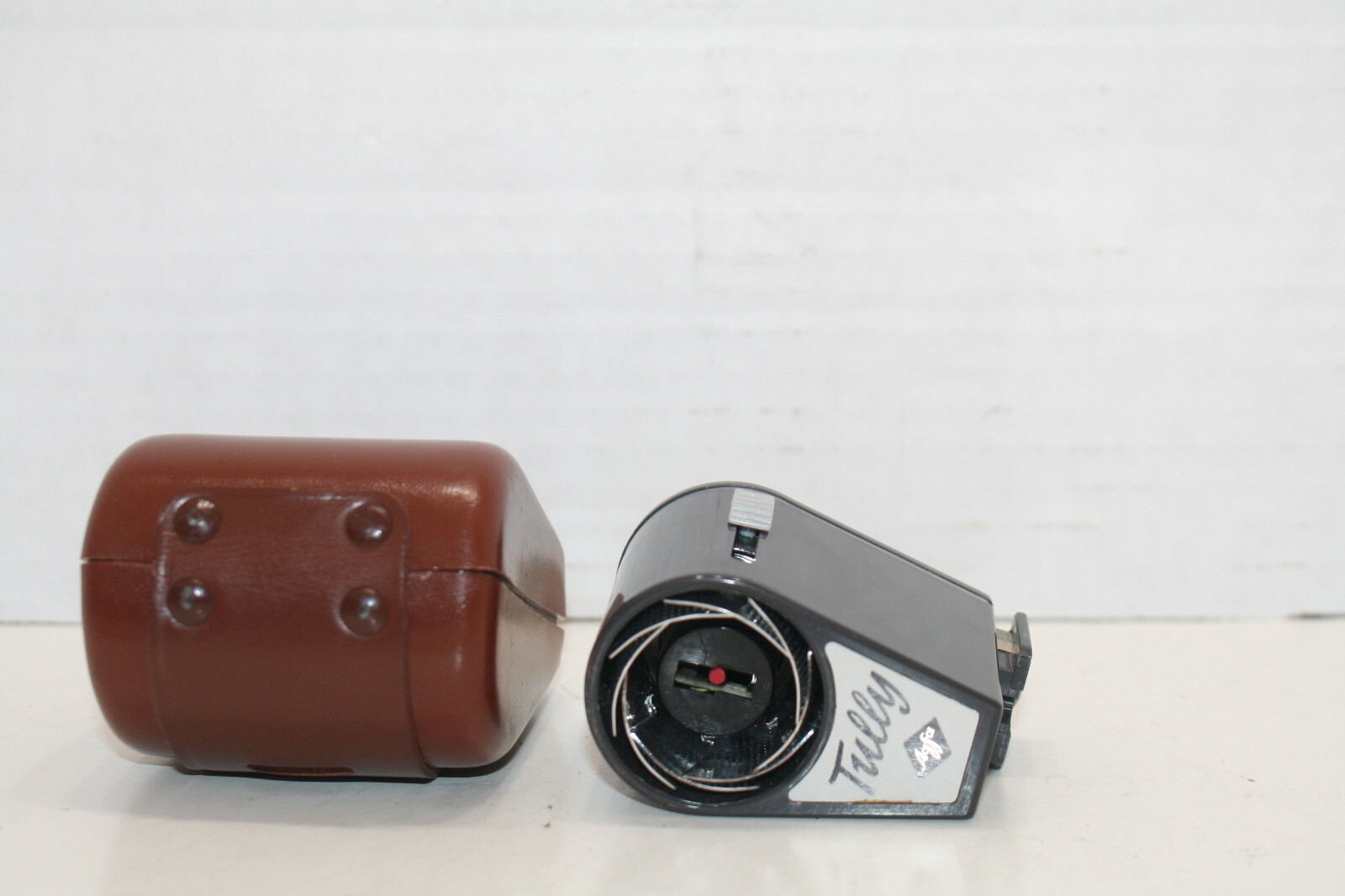 VINTAGE Collectible TULLY AGFA Folding Reflector Fan Flash w/ Original Case *