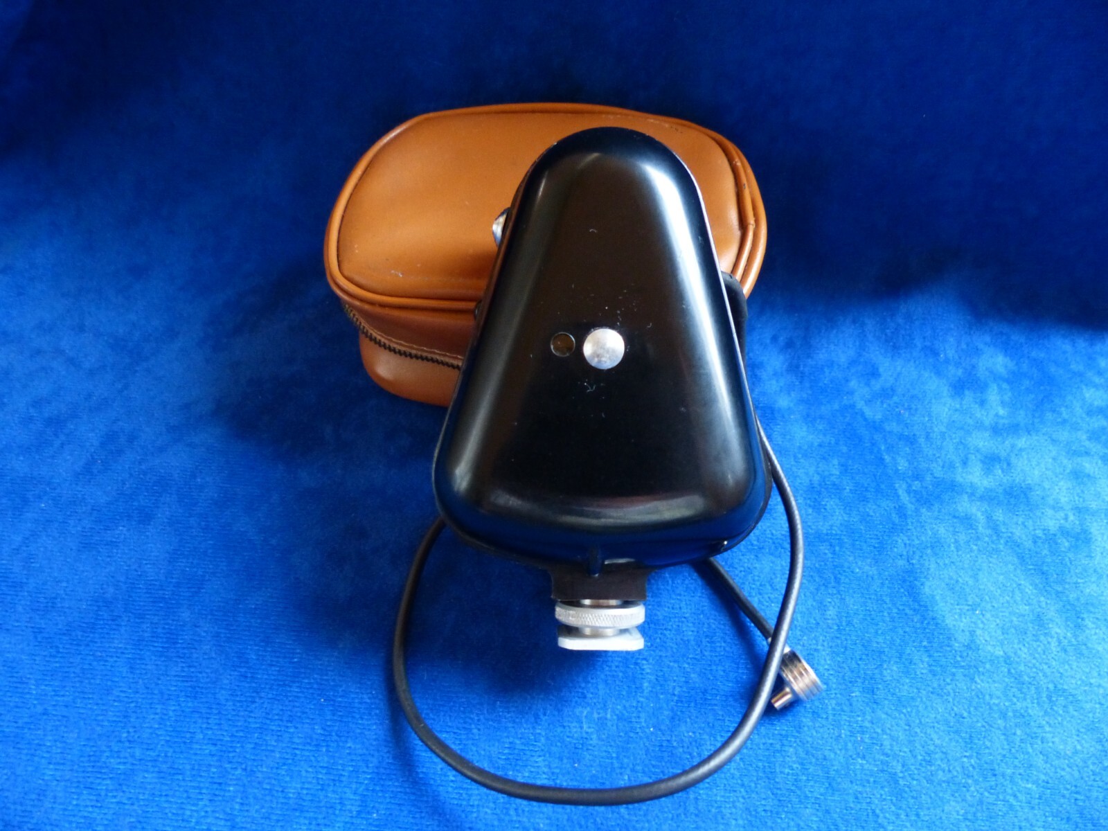 Vintage Kobold folding Flash with case and instructions, very good condition