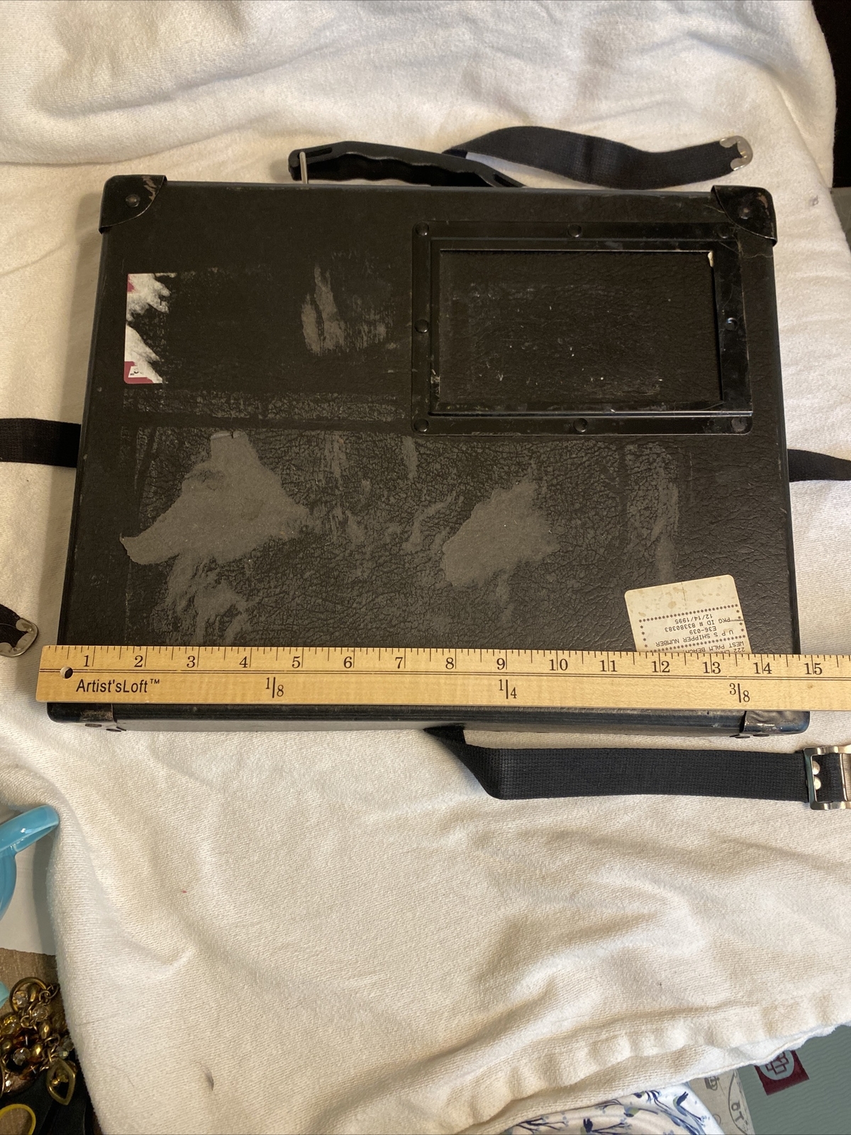 VINTAGE MOVIE FILM REEL Art SHIPPING Carrying CASE, STRAPS Metal Corners