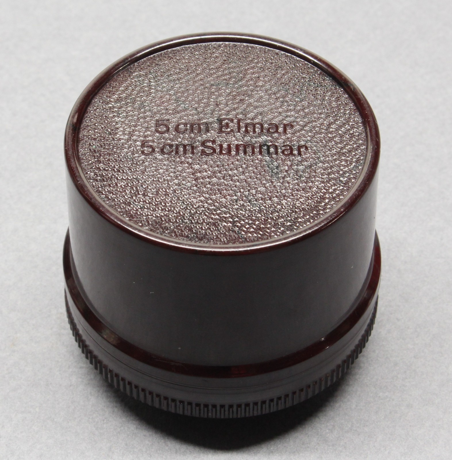 Leitz Wetzlar Dark Brown Bakelite Lens Case for Leica 5cm Elmar or Summar