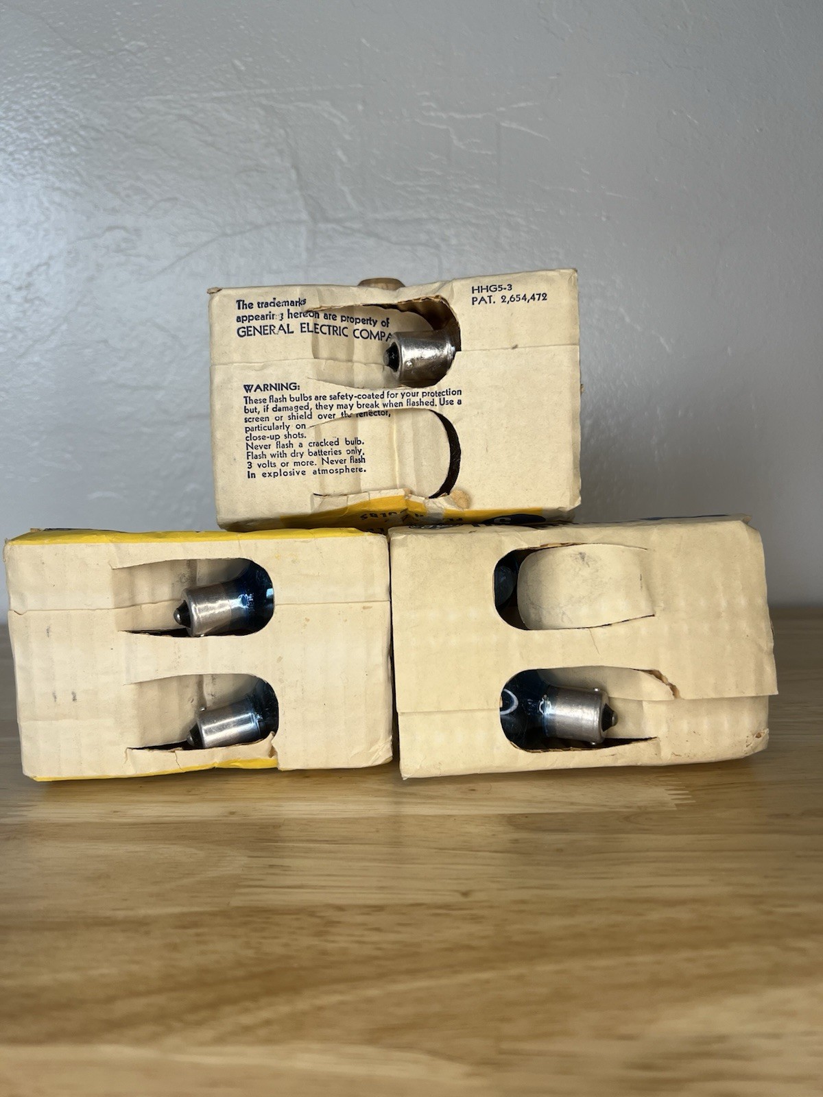 Vintage GE Flashbulbs Size 5 & 5B Blue 12 Bulbs in Original Box Camera Flash 60s