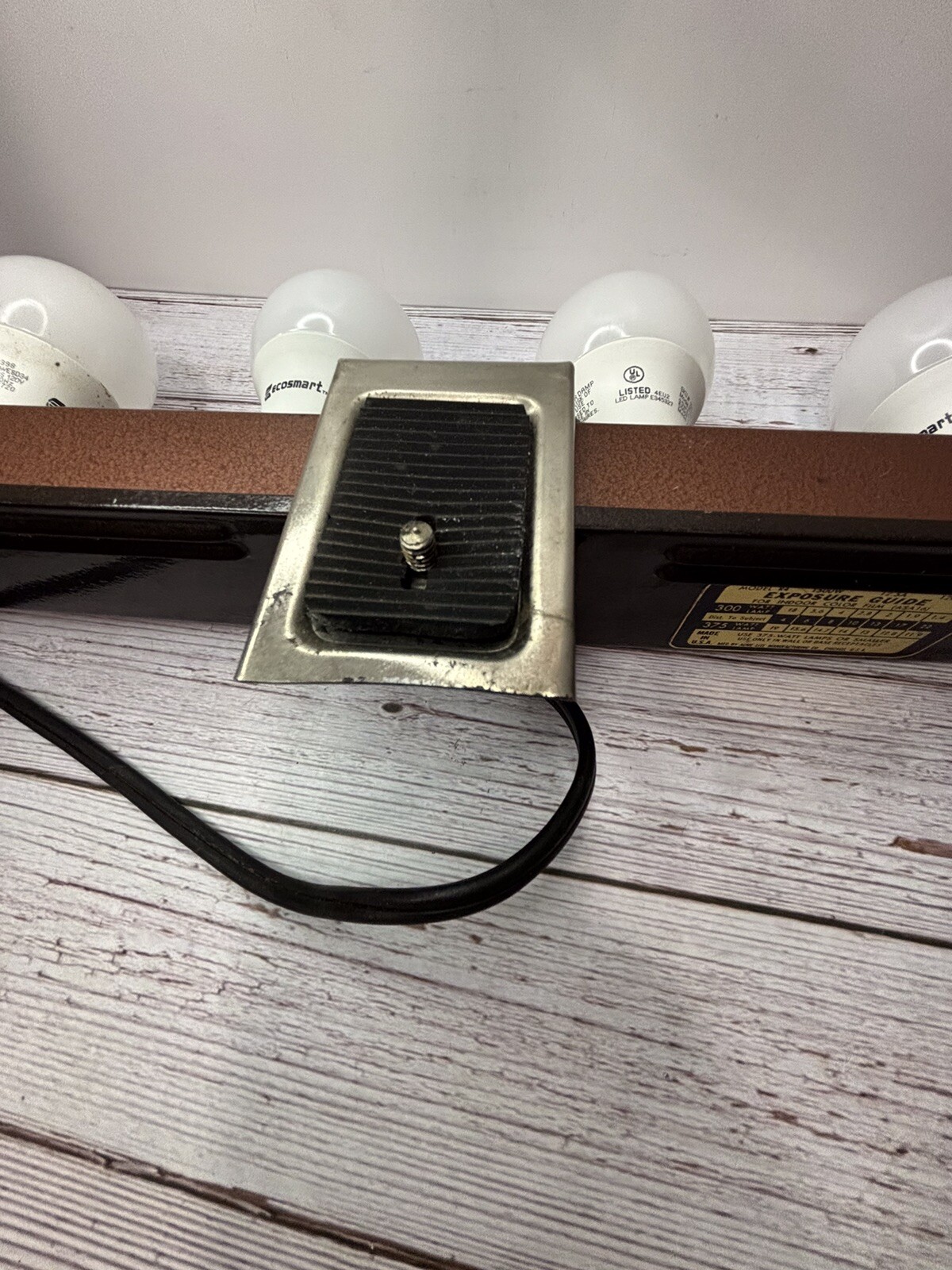 VTG Light Bar Hollywood MOV-E-LITE 4 Lamp Light Bar Stage Light