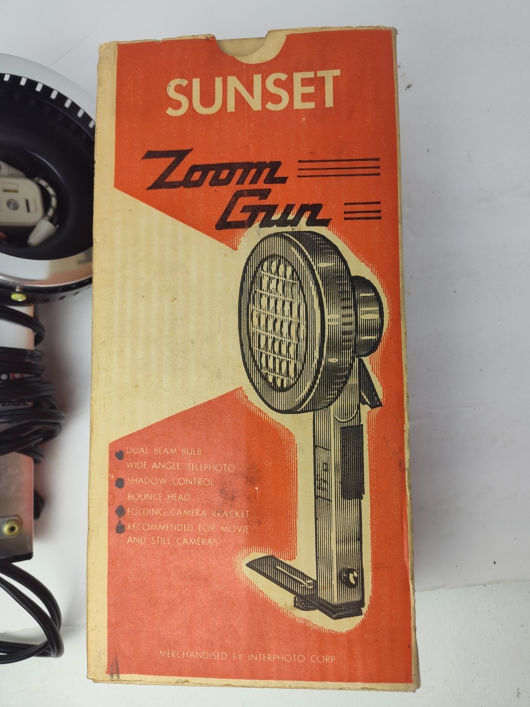 Vintage Sunset Zoom Gun 650W Super Bright Photo Light 8mm Original Box UNTESTED