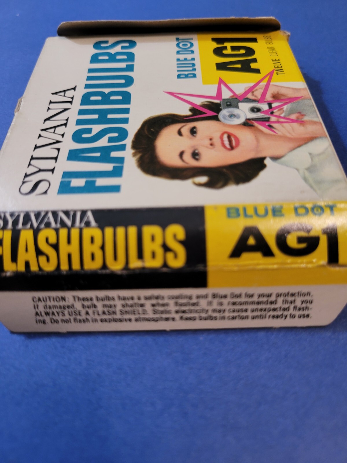 Vintage Sylvania Flashbulbs Blue Dot, AG1 12 Bulbs in Package New in Open Box