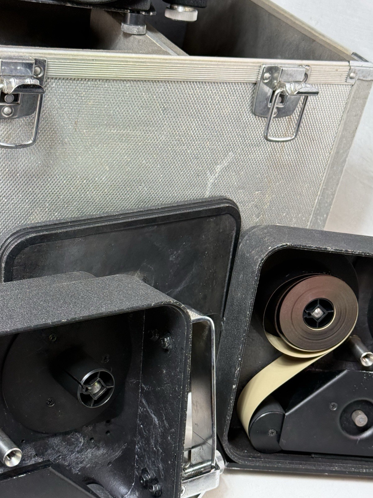 Vintage 16mm Film Camera Accessory Lot 400ft Magazines Viewfinder Flight Case