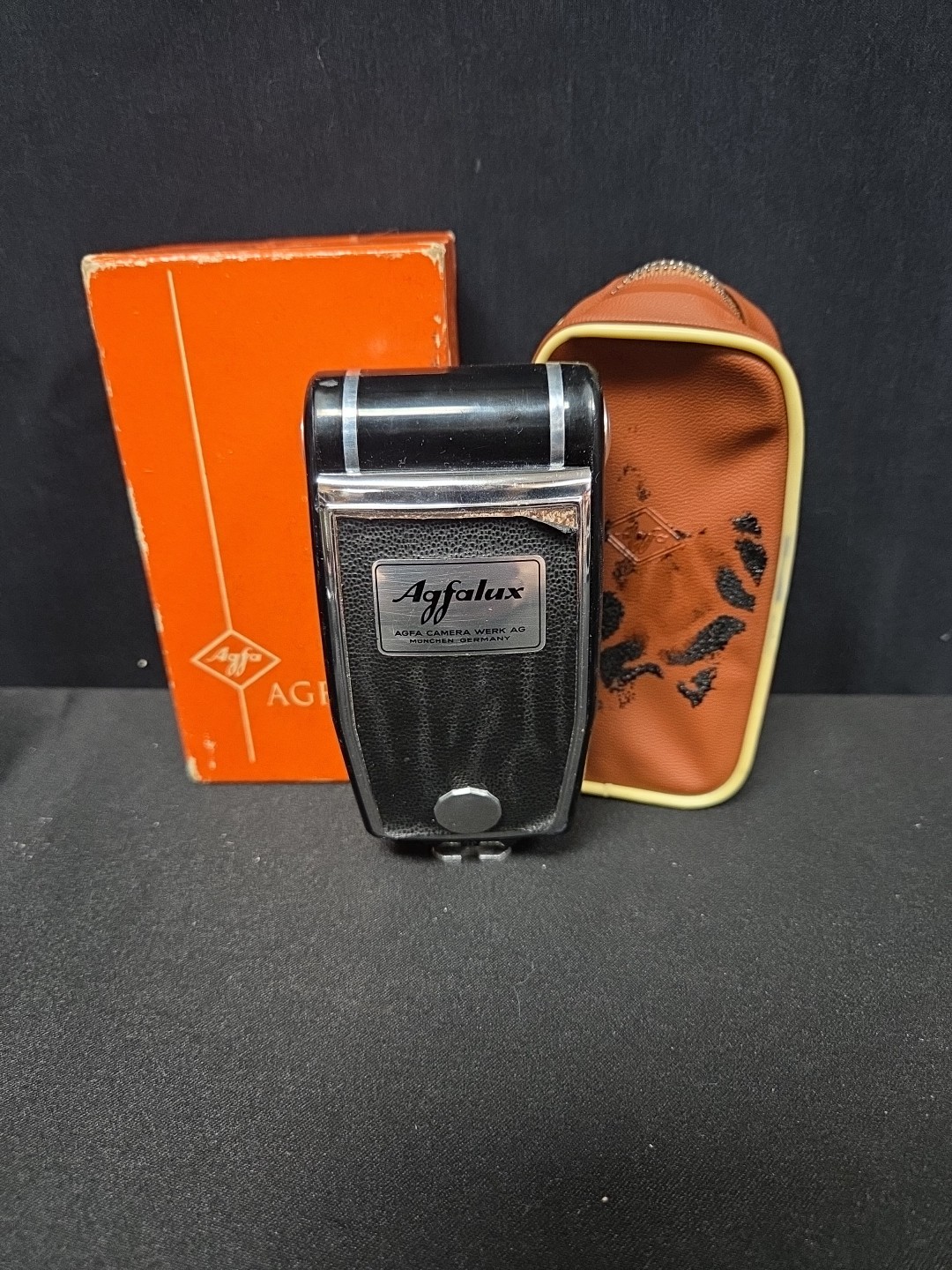 Agfa AGFALUX MIT ETUI Type 6075 Pocket Flash Gun with Bag and Retail Box B2-12