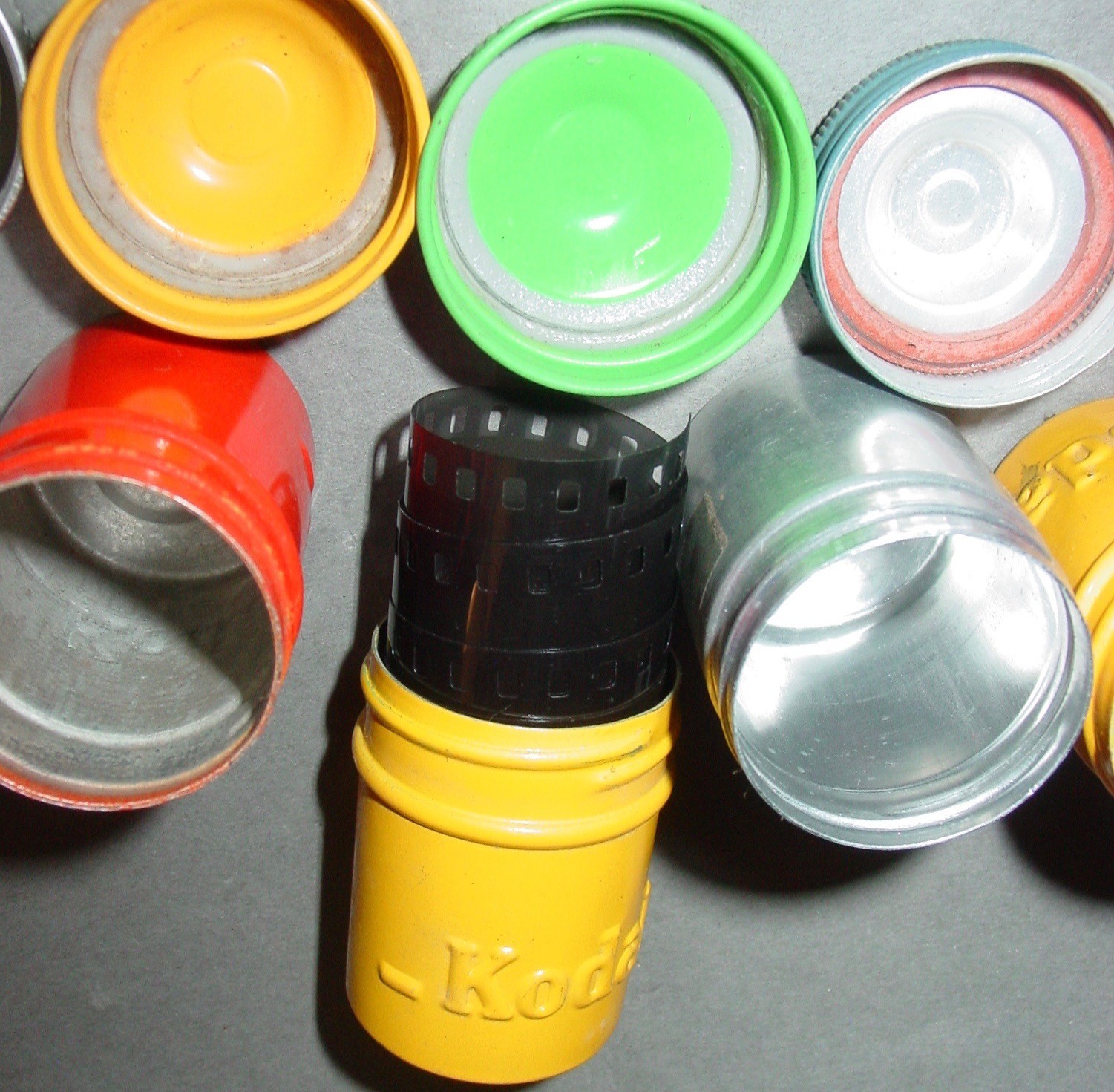 Vintage KODAK Film Canister Tins Mixed Lot Dark Room Developing Art Parts Supply