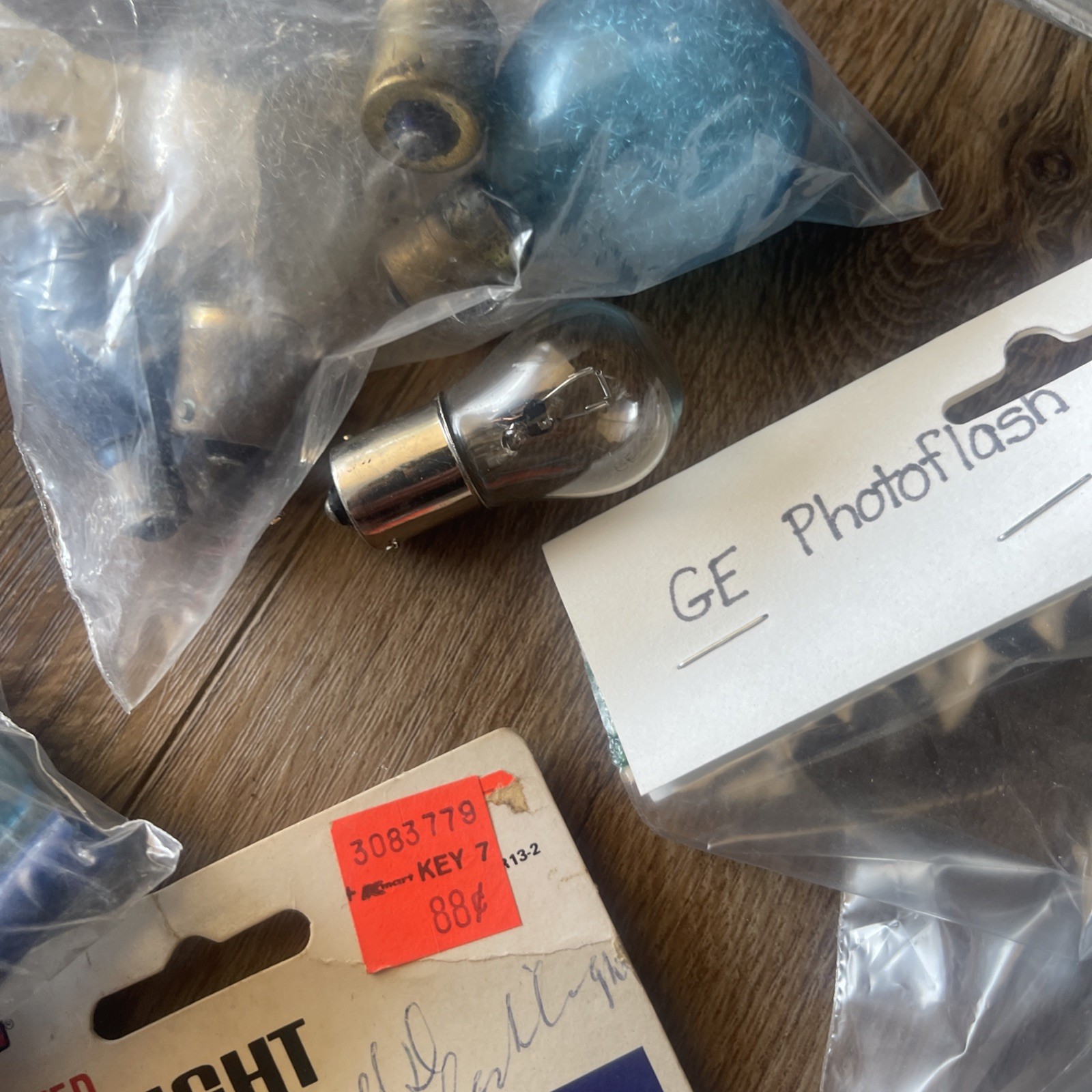Vintage Photography Flashbulbs Lot GE Photoflash No 22 Blue Clear Mixed As-Is”
