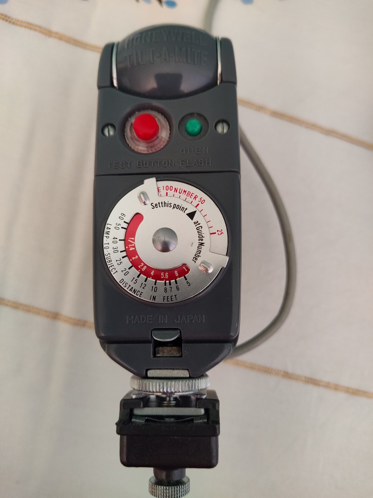 Honeywell Tilt-A-Mite Camera Equipment Flash Collapsible Fan untested + BONUS