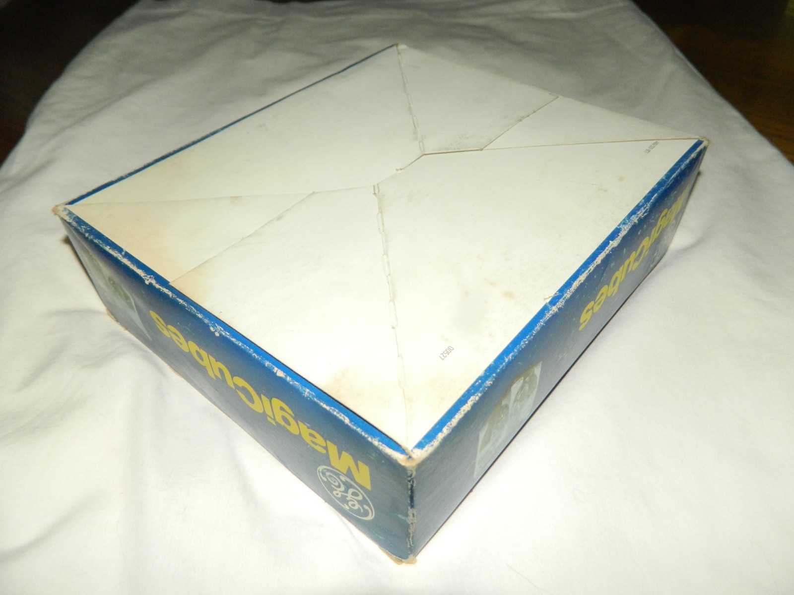 Vintage GE MagiCubes Store Display Box W/ 20 ea. Boxs W/ 3 Cubes 60 Cubes Total