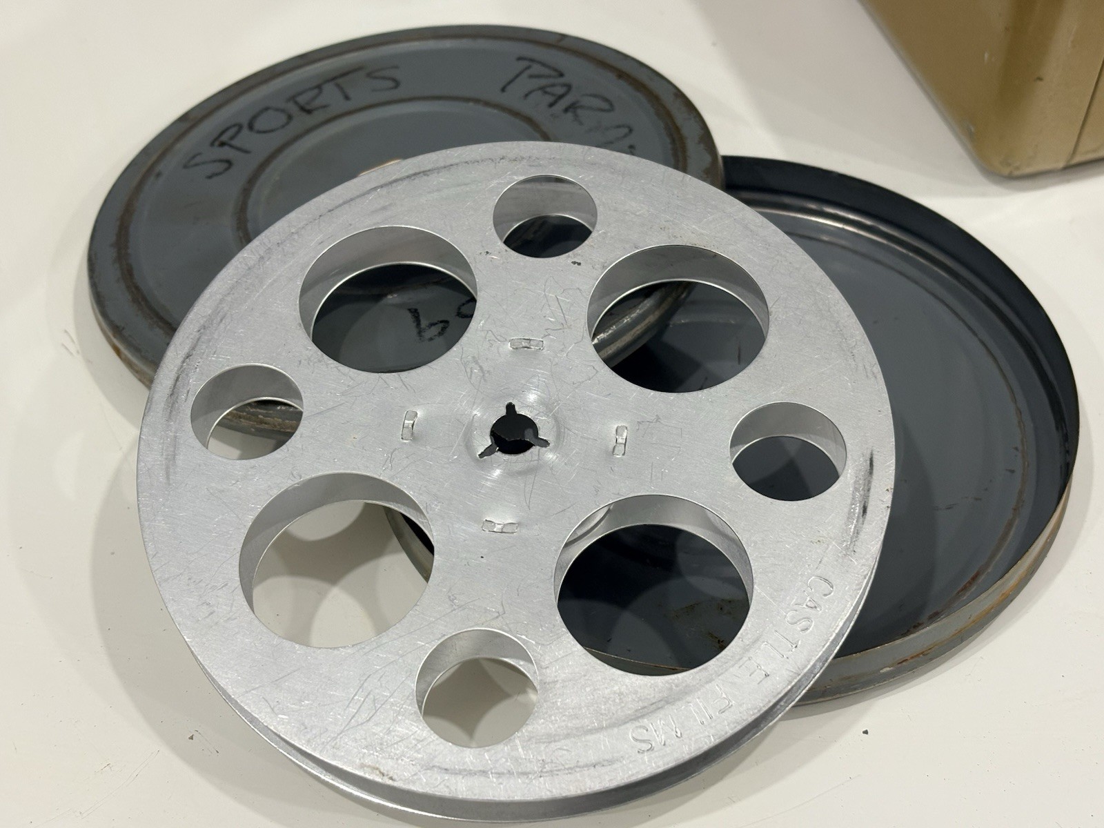 Vintage Kenco 8mm Movie Film Reel Storage Box W/ 12 Canisters & 11 Reels No Film